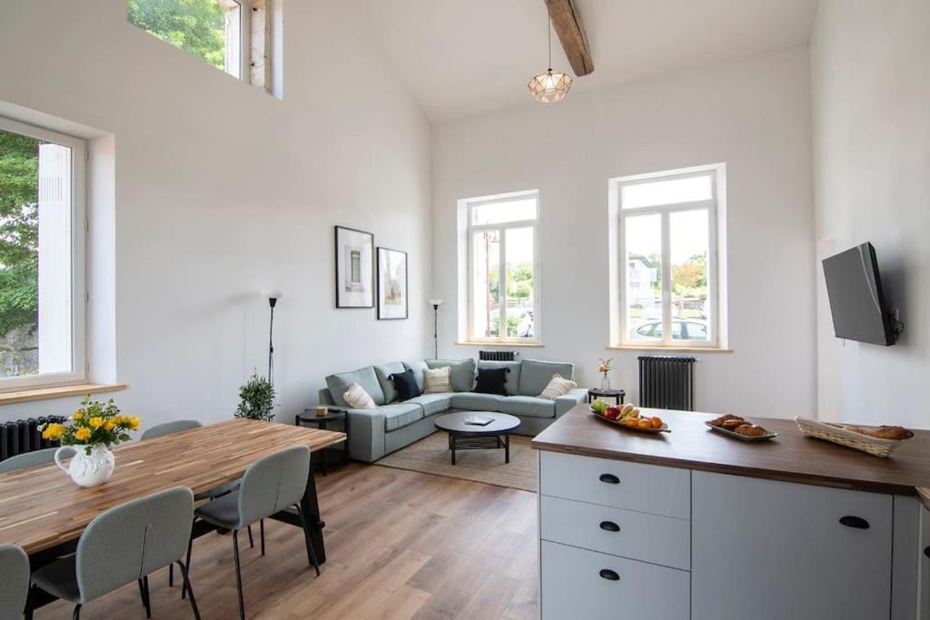 Treize Maison 3 Bed House In Centre Of Saint Severin Екстер'єр фото